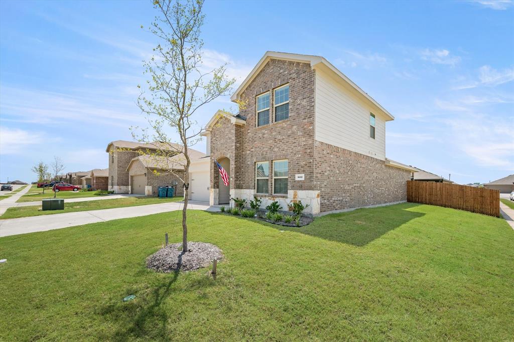 Magnolia Ph 9 - Residential Lease