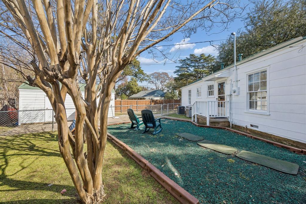 Crestwood - Residential