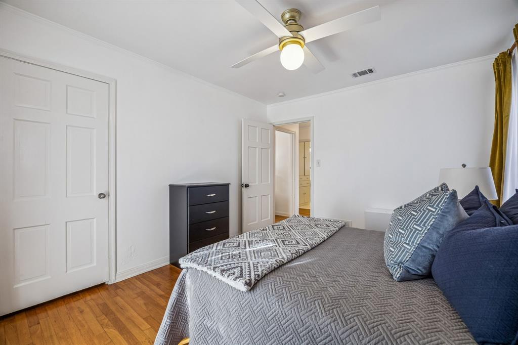 Crestwood - Residential