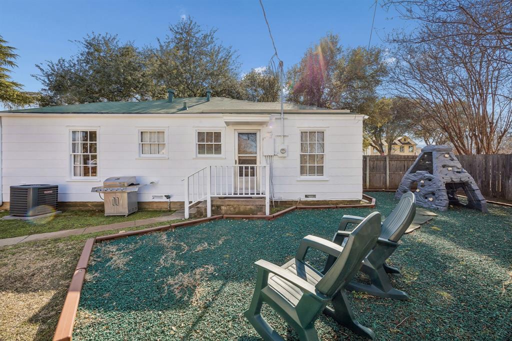 Crestwood - Residential