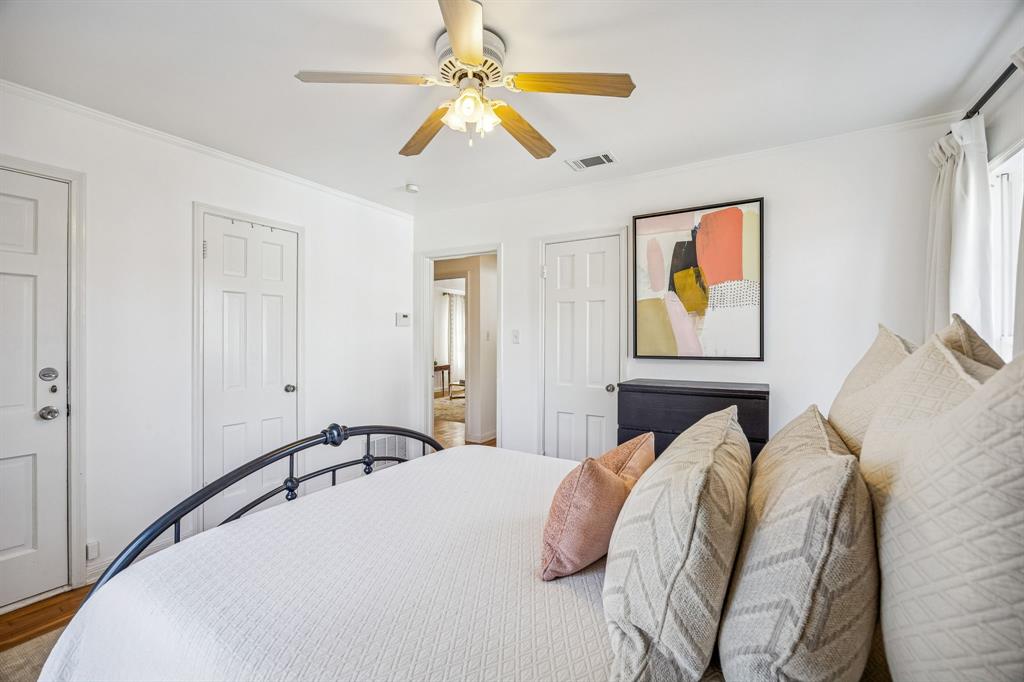 Crestwood - Residential