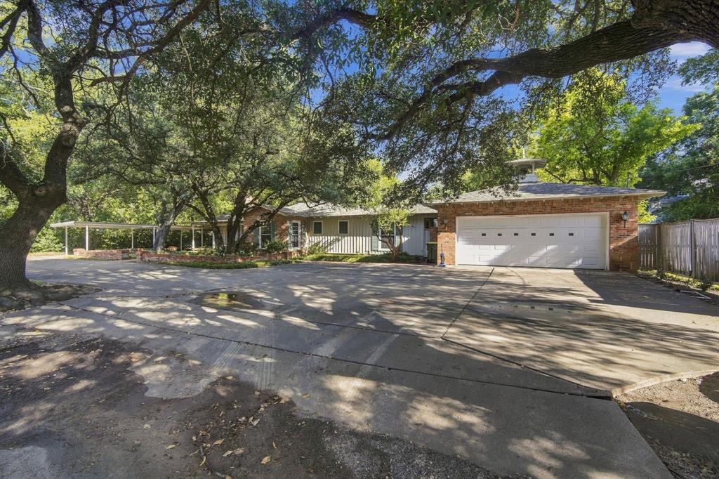 1107 E Walnut Street
