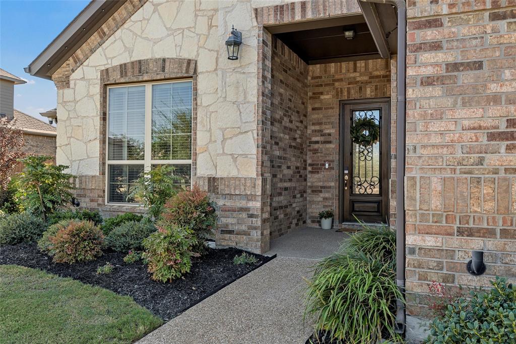 104 Hoyt Drive