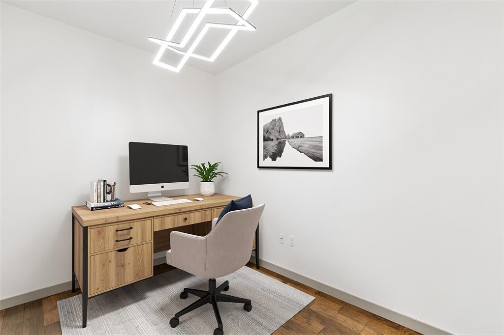 1200 Main Street 508