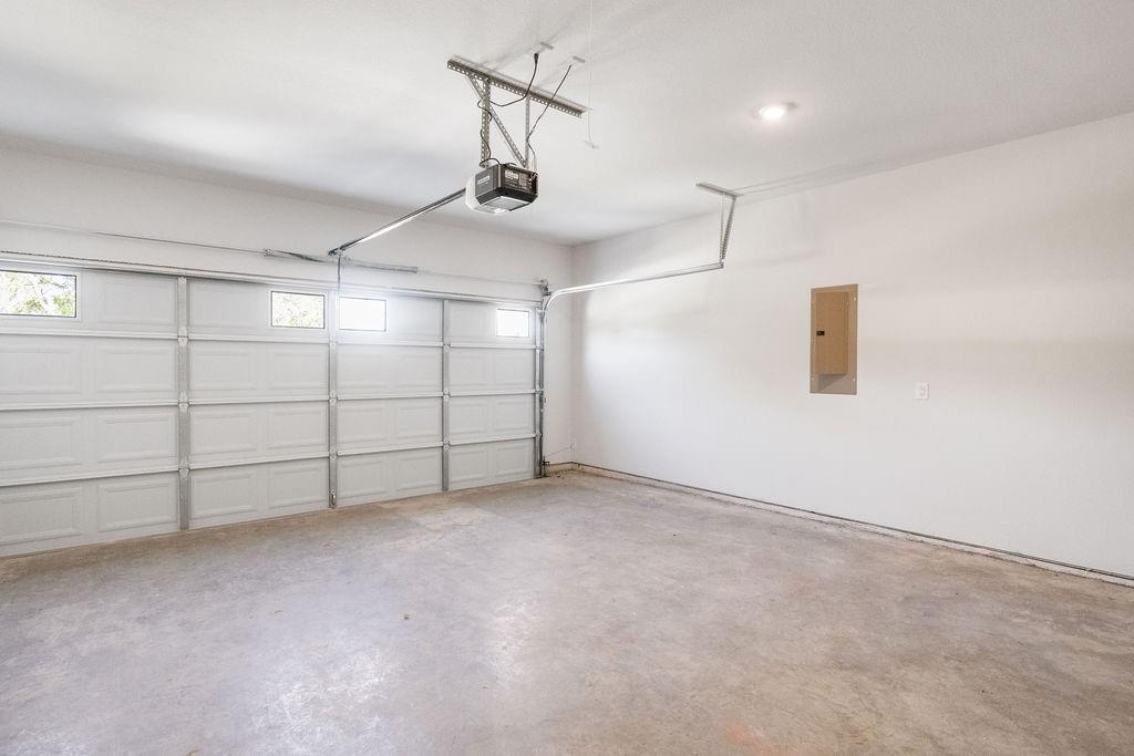 Canyon Creek III - Residential Lease