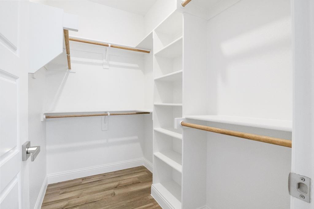 Canyon Creek III - Residential Lease