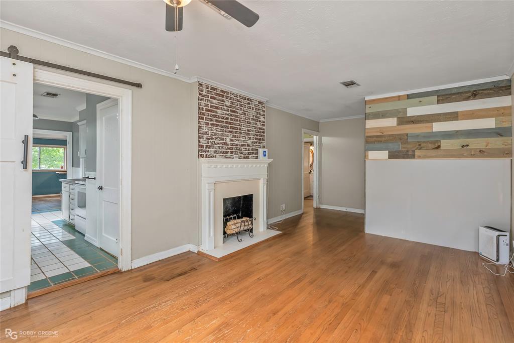 3880 Greenway