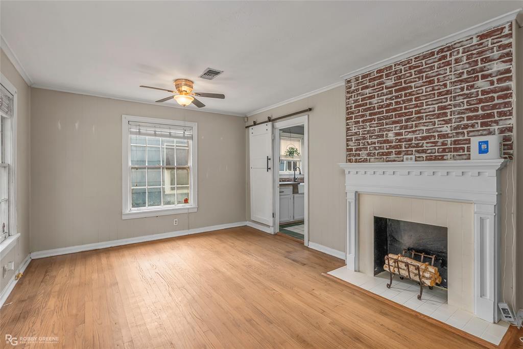 3880 Greenway