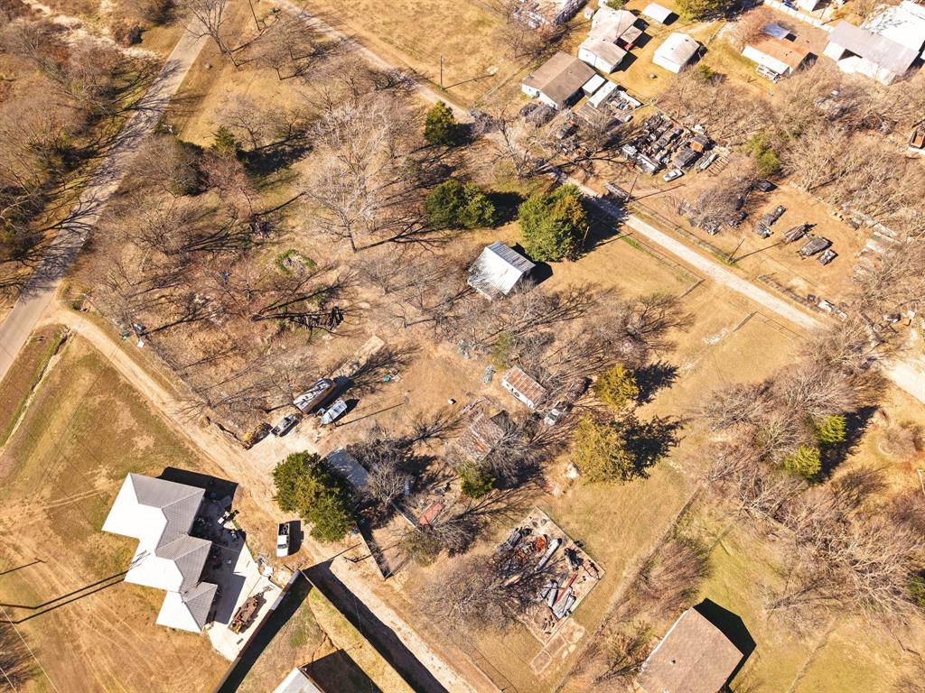 THOMPSON ROBERT - Land