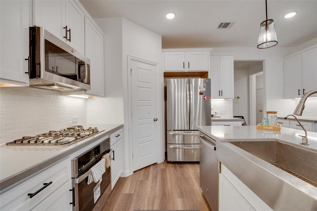 Riverset - Residential Lease