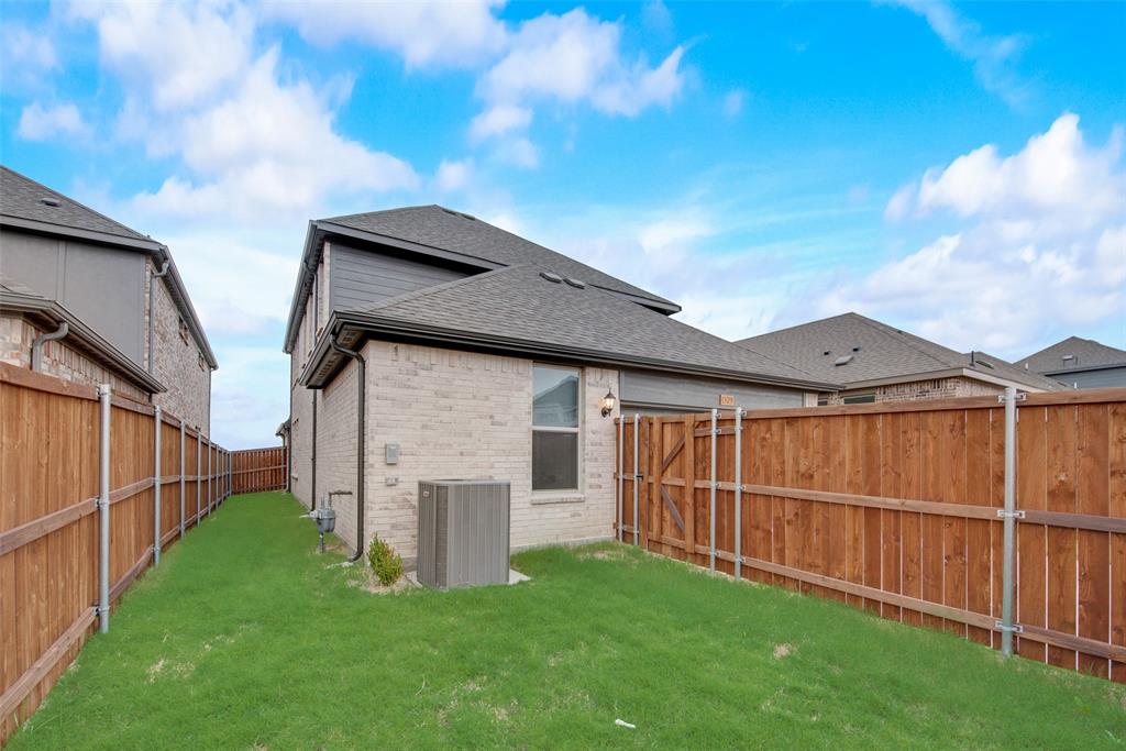 Riverset - Residential Lease