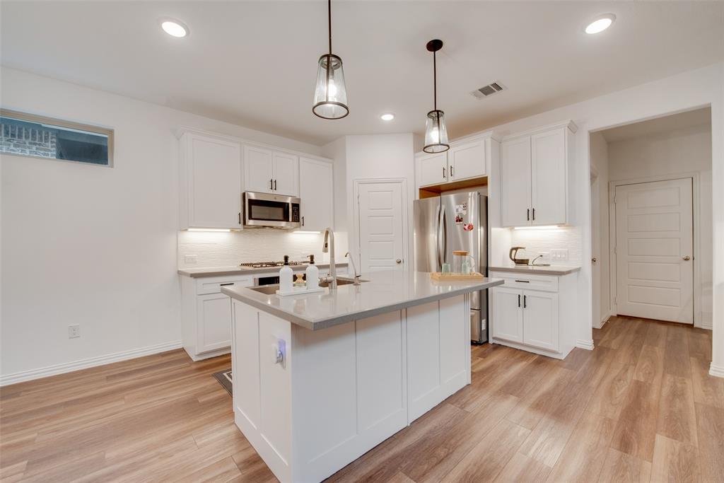 Riverset - Residential Lease