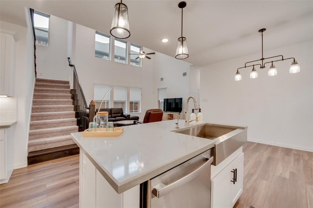 Riverset - Residential Lease