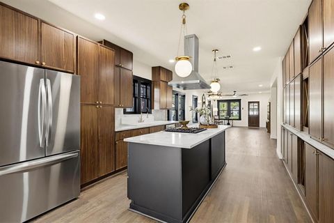 Tiny photo for 1112 S Travis Street, Sherman, TX 75090 (MLS # 21223550)