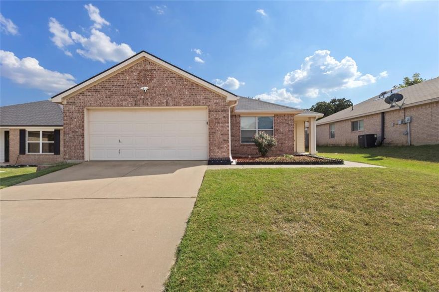Single level living at it's best! Be greeted by charming curb appeal, a covered front porch, and two car garage. This home offers 3 bedrooms, 2 bathrooms, and each bedroom has it's own walk in closet. Neatly used ,spacious home in a no HOA great community. See this one out for yourself .