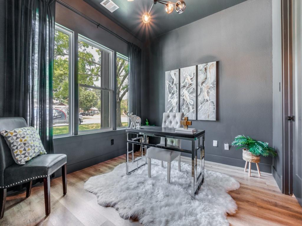 2146 Roanoke Avenue