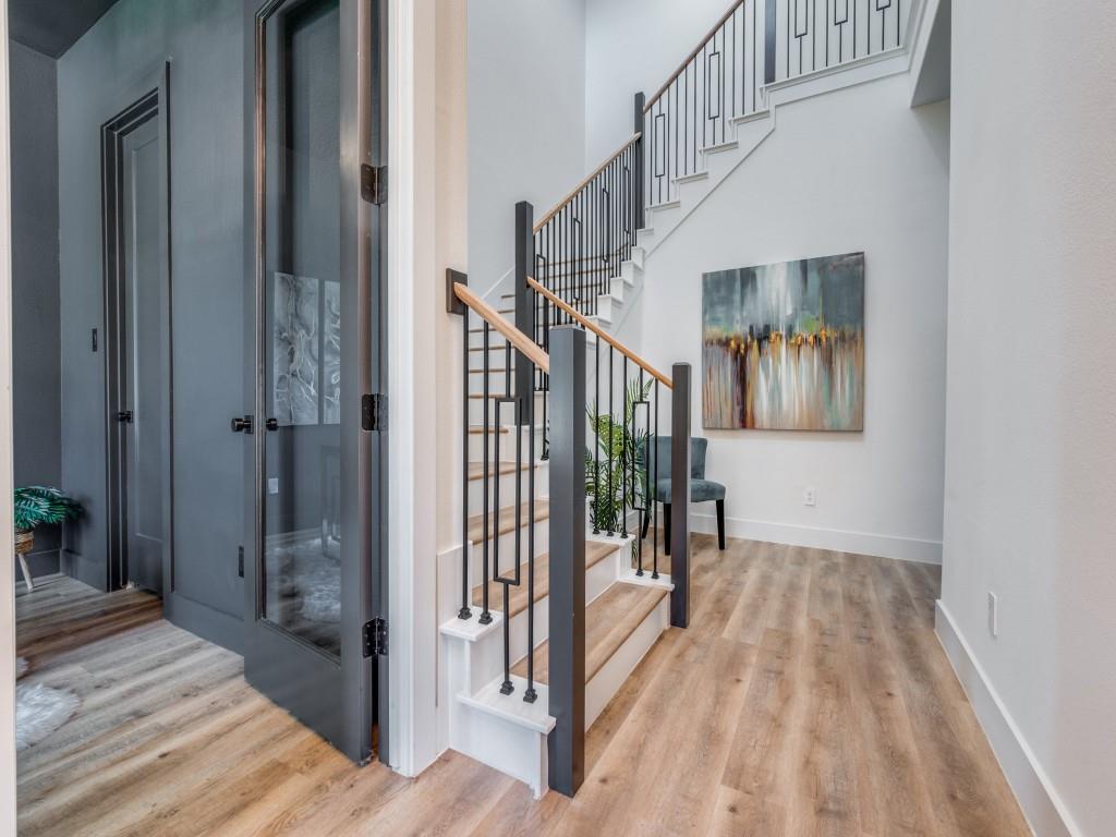 2146 Roanoke Avenue