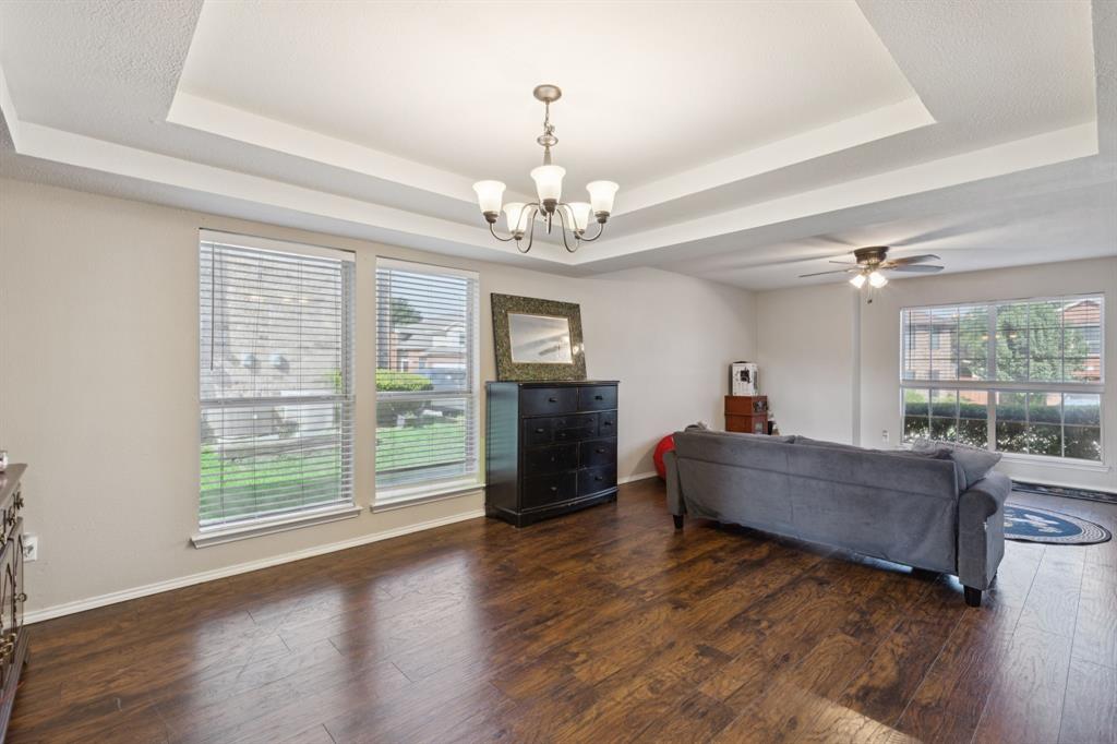 1229 Topeka Drive