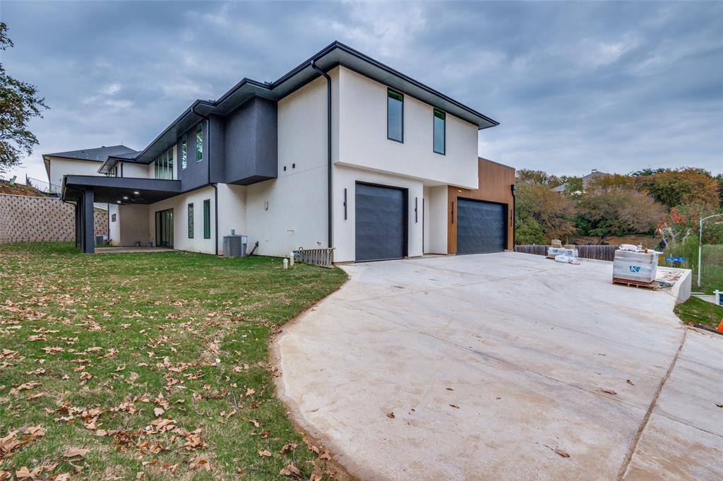 6301 Tiffany Oaks Lane