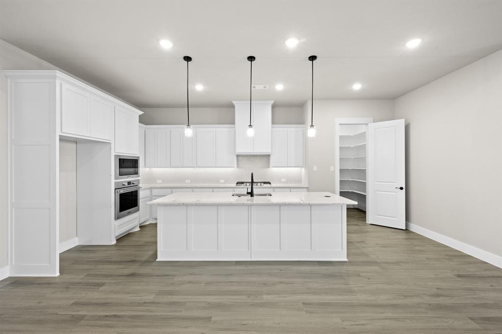 217 Raveena Boulevard