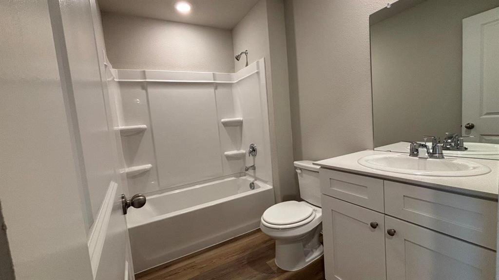 Hickory Grove - Residential