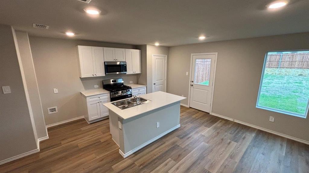 Hickory Grove - Residential