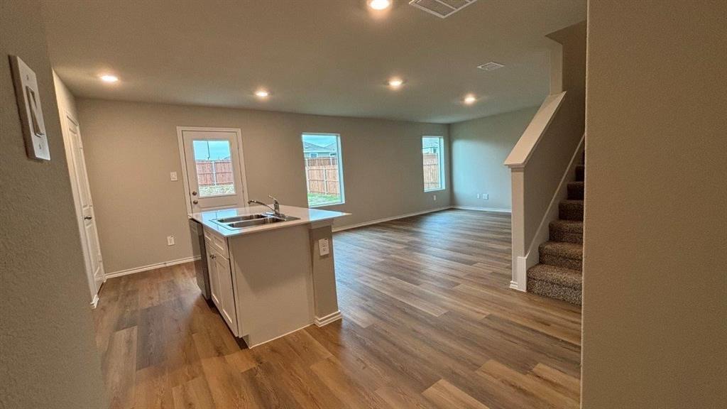 Hickory Grove - Residential