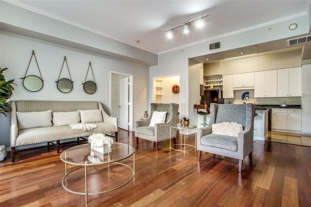Renaissance On Turtle Creek Condo - Residential Lease