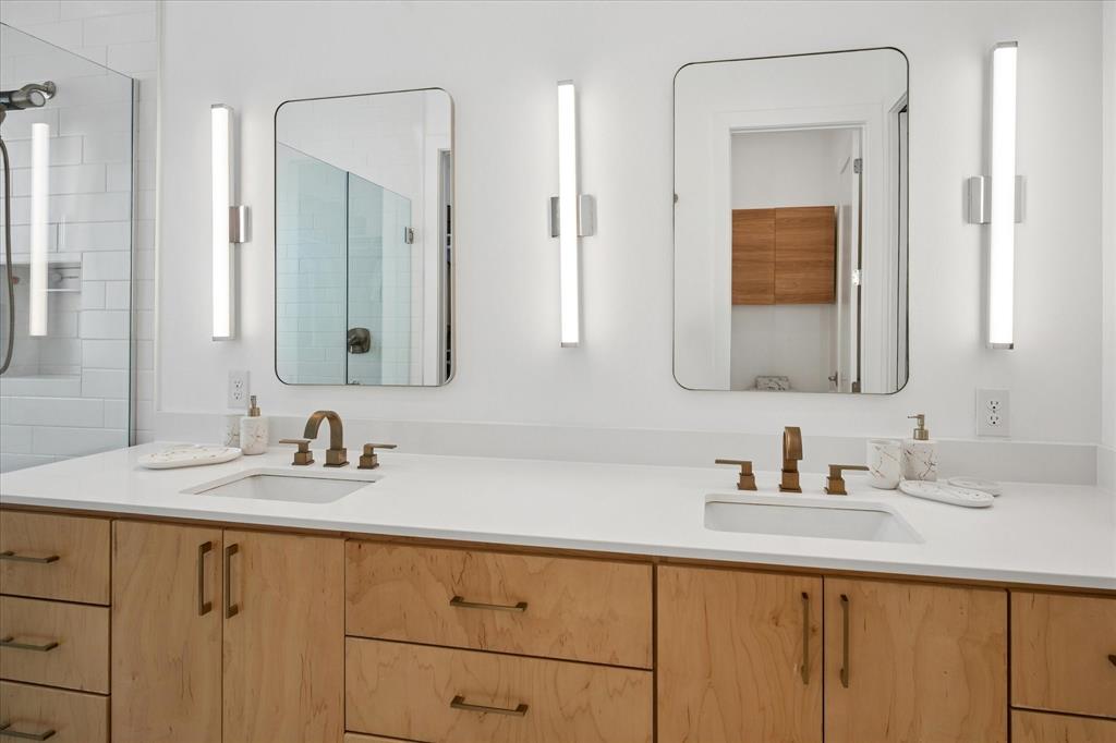 Dallas Land and Loan - Residential