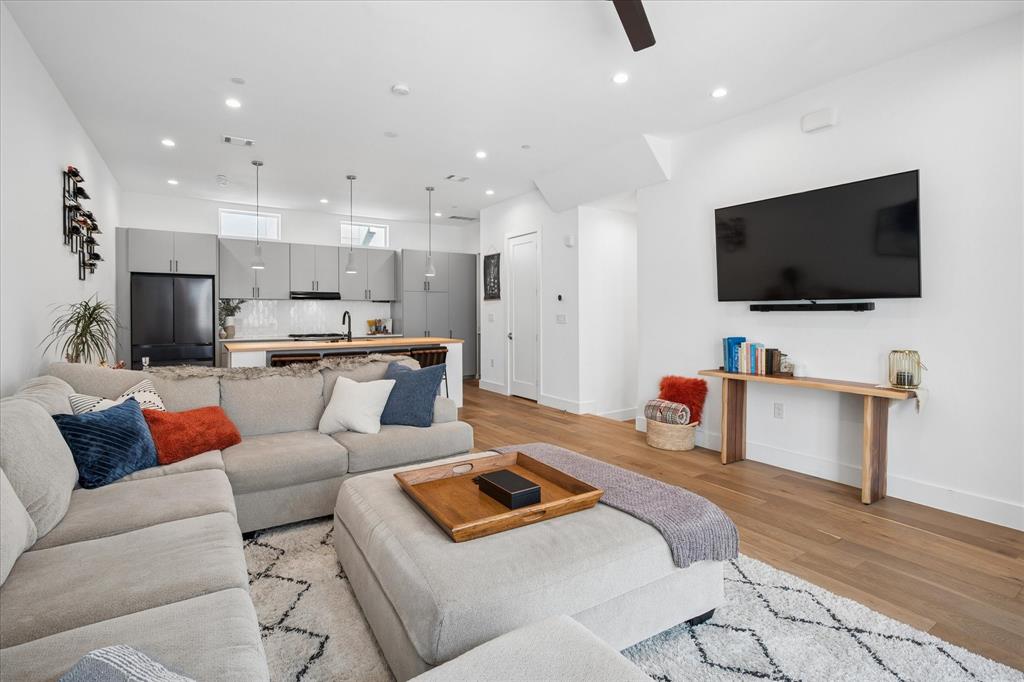 Dallas Land and Loan - Residential