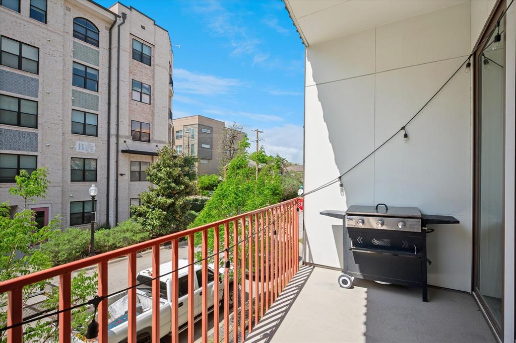 Dallas Land and Loan - Residential