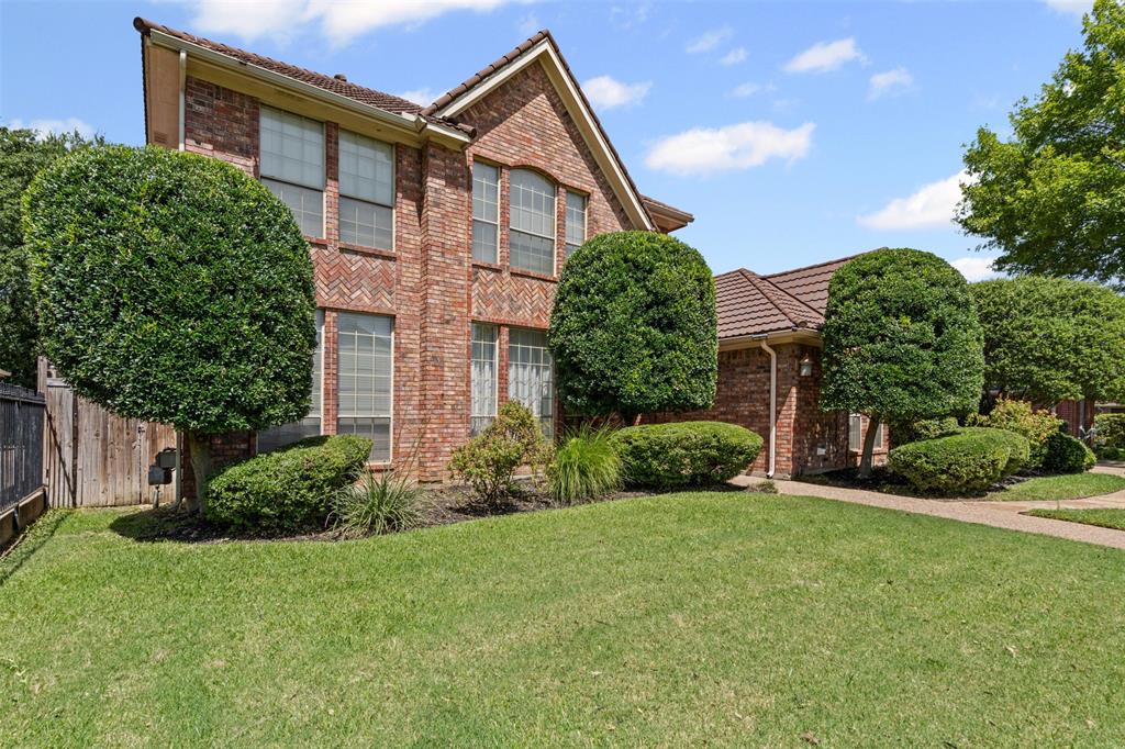 6704 Marthas Vineyard Drive