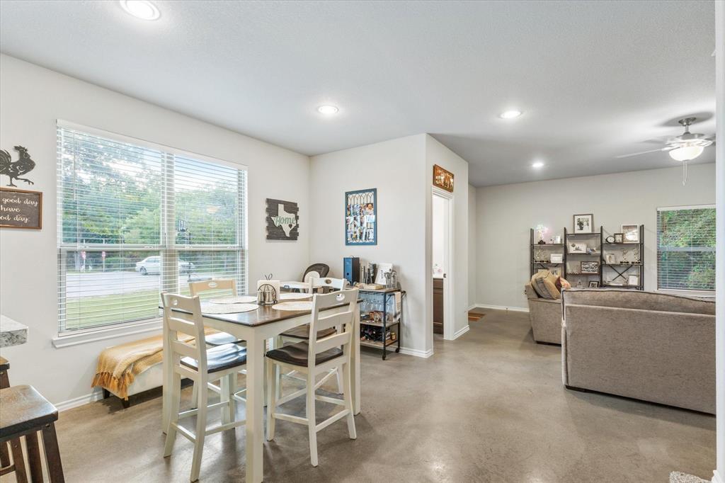 Treaty Oaks - Residential Lease