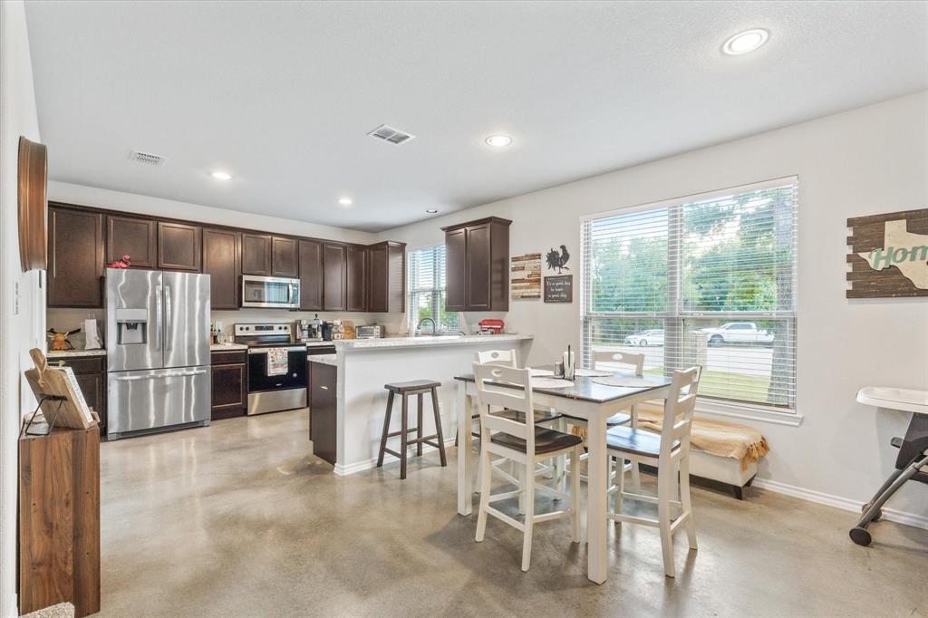 Treaty Oaks - Residential Lease