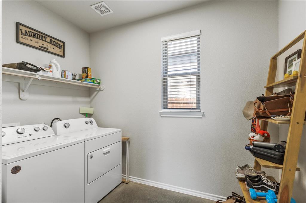 Treaty Oaks - Residential Lease