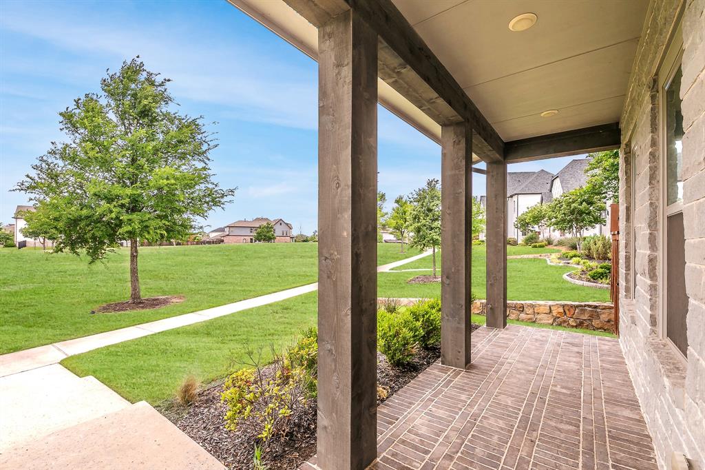 1844 Quiet Oak Place