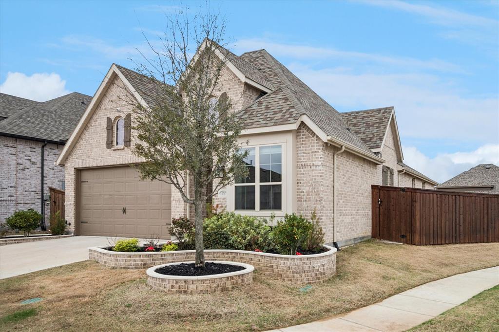 4737 Pin Oak Court