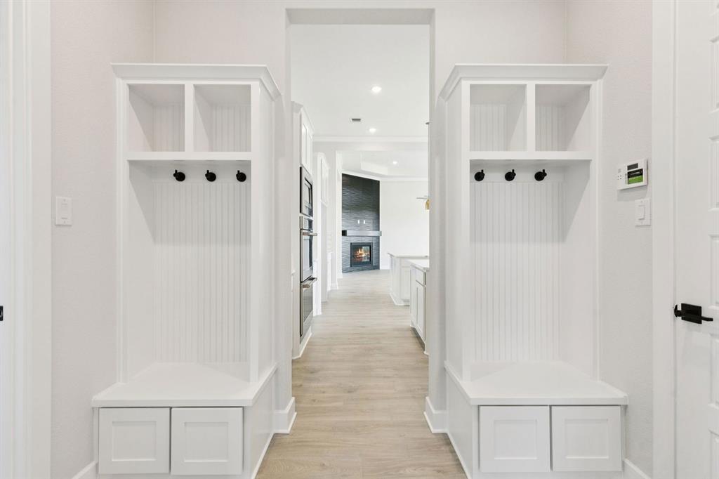 Lakeway Estates - Residential