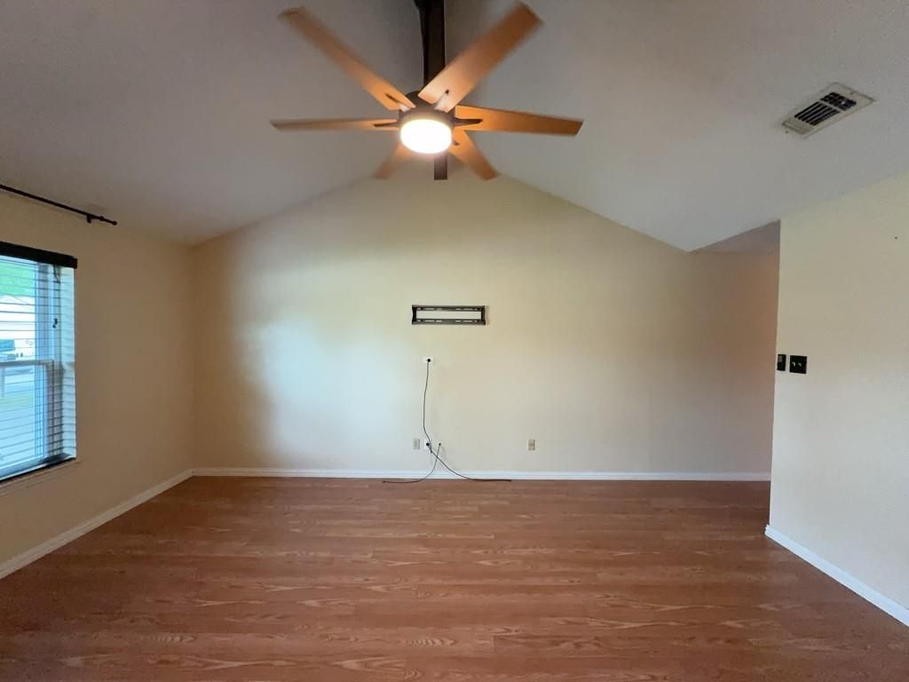Photo of 6415 Elm Springs Drive, Arlington, TX 76001 (MLS # 21268466)