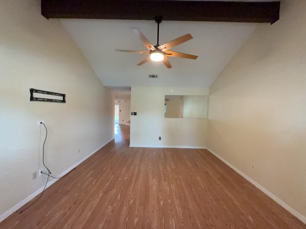 Photo of 6415 Elm Springs Drive, Arlington, TX 76001 (MLS # 21268466)
