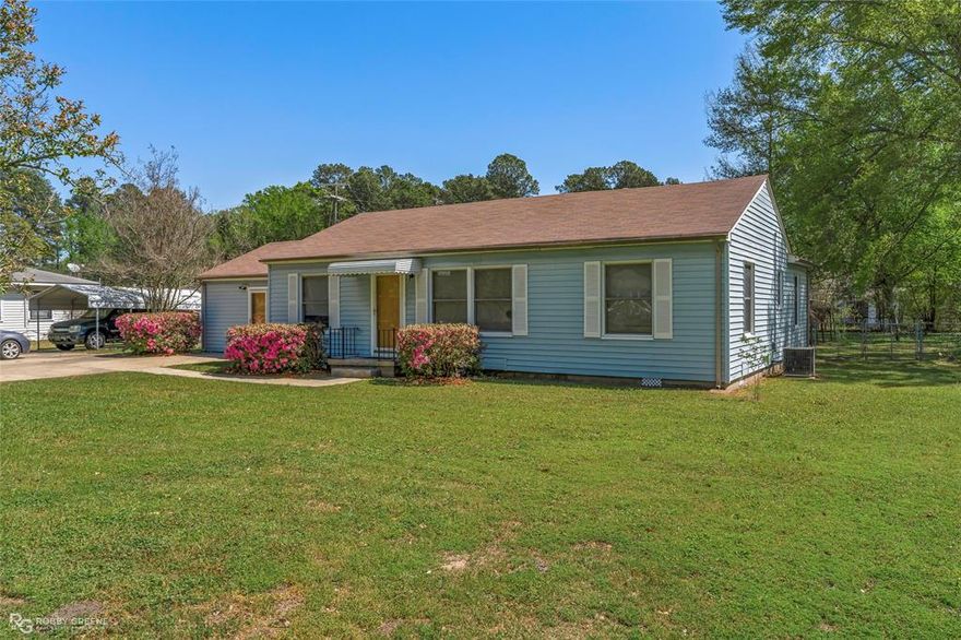 This well maintained home in South Shreveport has 3 bedrooms, 1 bathroom and an office OR Bonus room.  Lots of cabinets, large fenced yard and tons of parking space! There are muscadine grape vines in the backyard just waiting for the right weather to take off growing! (not picture ready yet) 

Two backyard buildings both have sub panel breaker boxes with electricty. 

Owner says all furniture is available for sale and can be negotiated separate from home purchase.