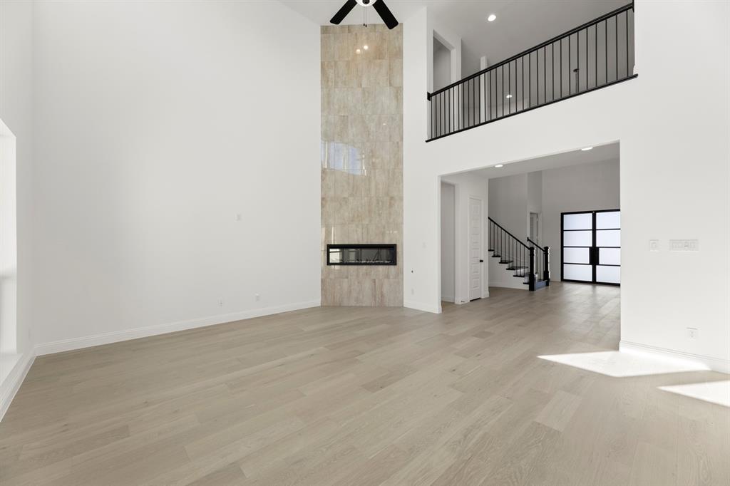 Winding Creek - Residential