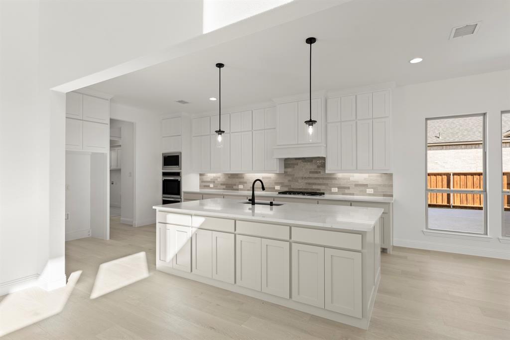 Winding Creek - Residential