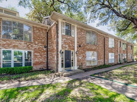 Photo of 5005 Cedar Springs Road #A, Dallas, TX 75235 (MLS # 21211888)