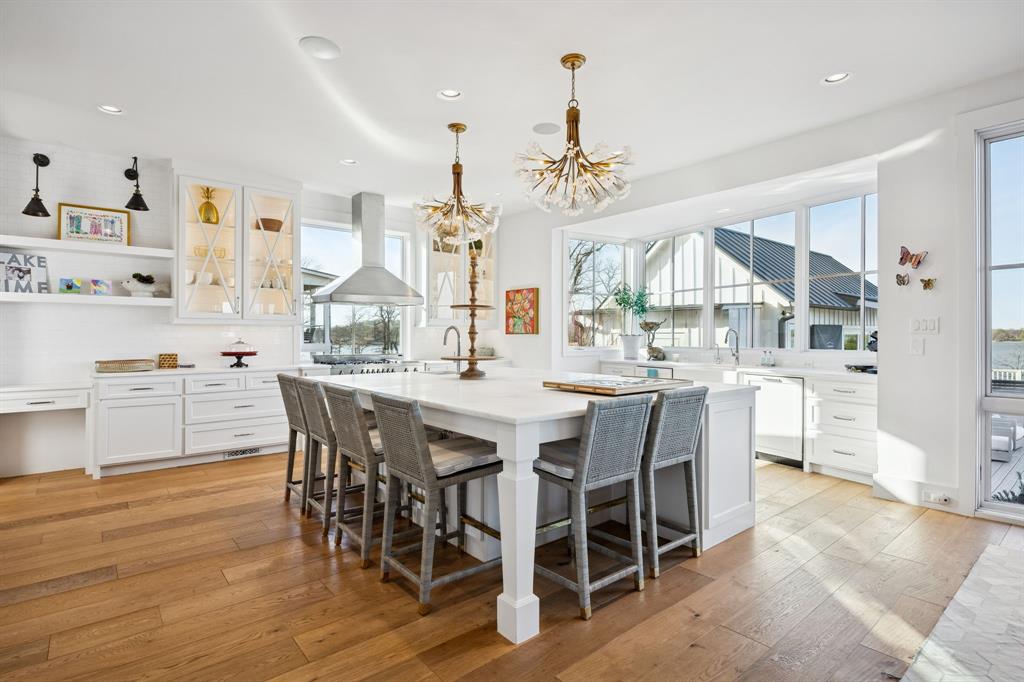 13380 Waterside Drive