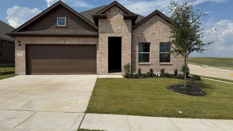 1612 SEABISCUIT Drive Granbury TX 76049