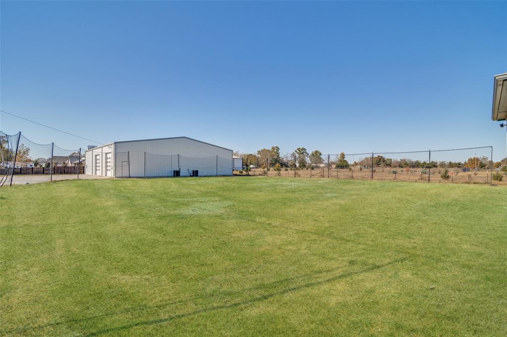 Summer Lake Country Estates - Residential