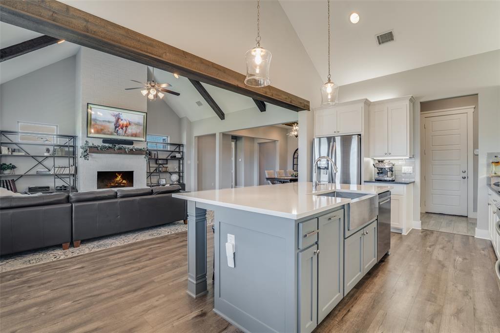 Summer Lake Country Estates - Residential