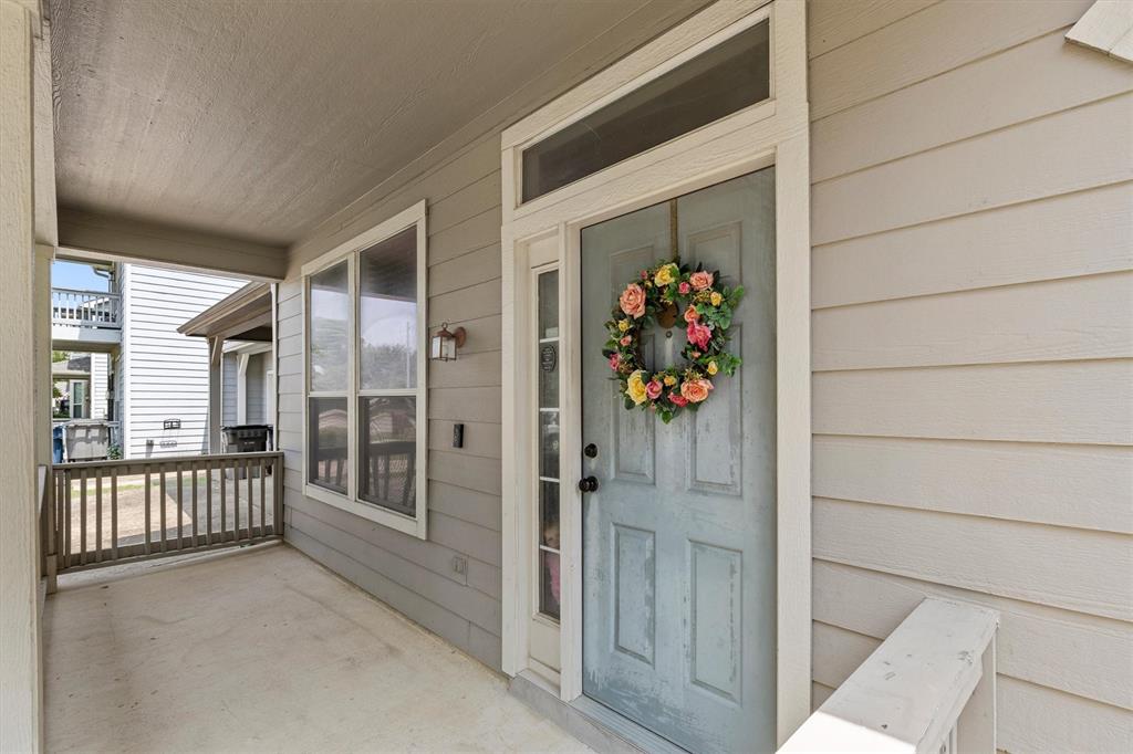 811 Greene Way