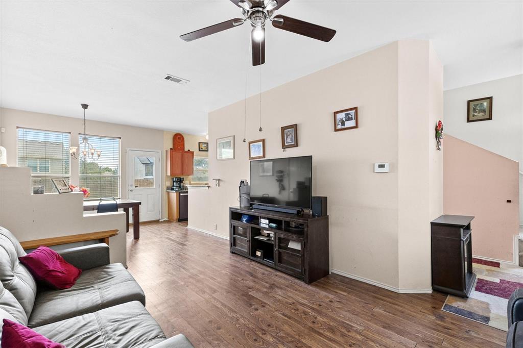 811 Greene Way